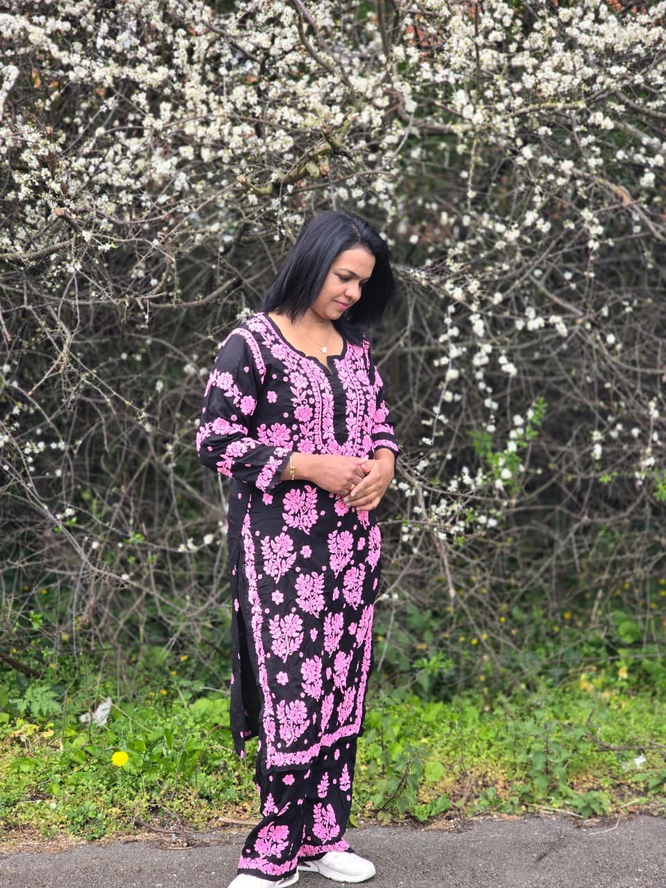 Premium Modal Chikankari 2-Piece Set in Black & Rani Pink | Ethnic Wear UK - Image 3