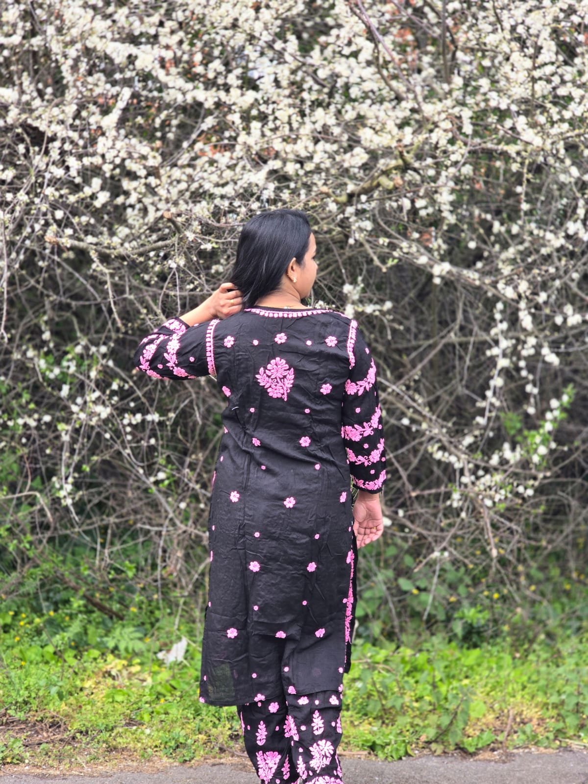 Premium Modal Chikankari 2-Piece Set in Black & Rani Pink | Ethnic Wear UK - Image 2